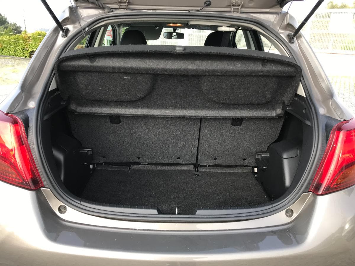Toyota Yaris · Ano 2016 — imagen 19