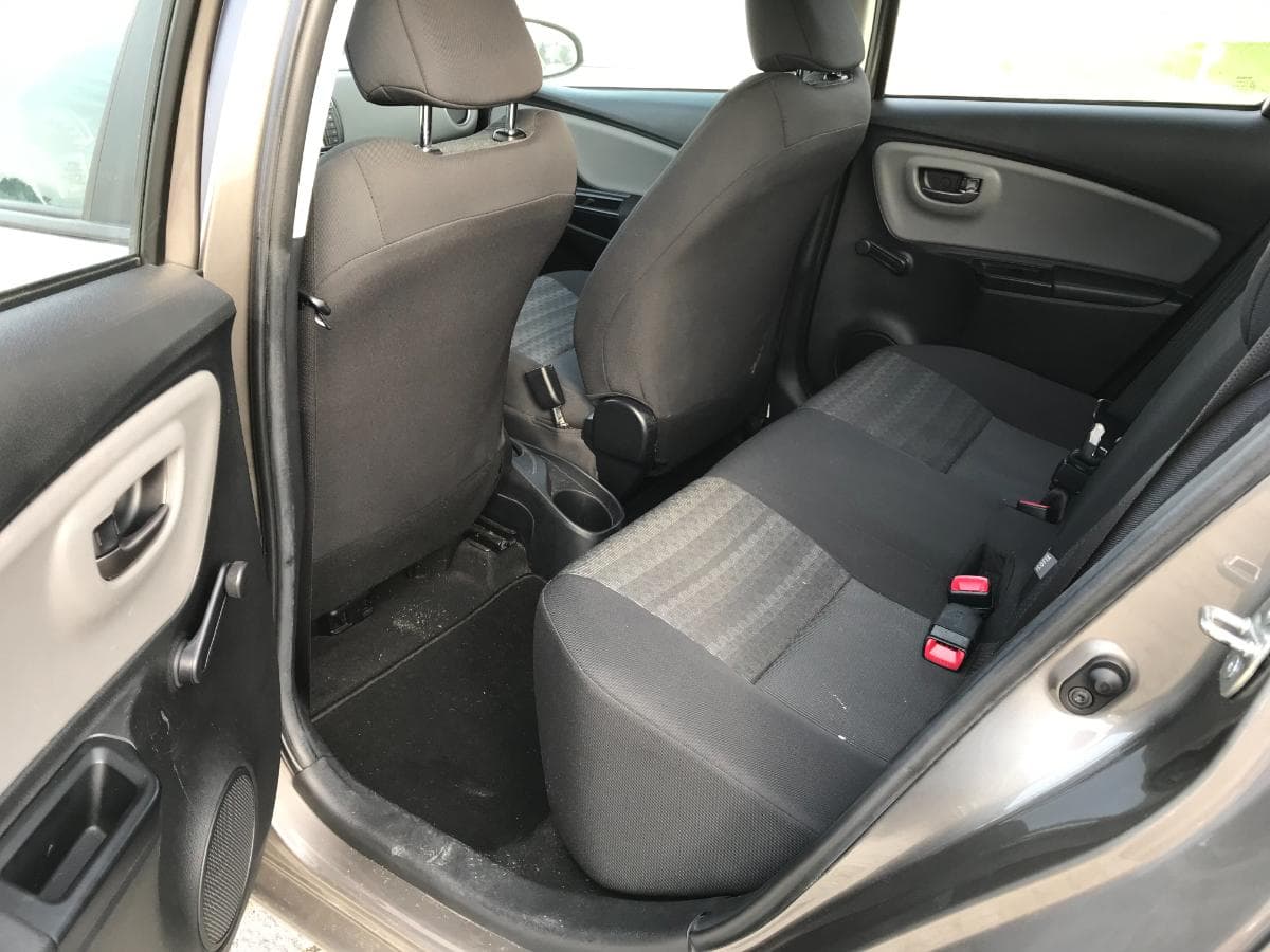Toyota Yaris · Ano 2016 — imagen 18