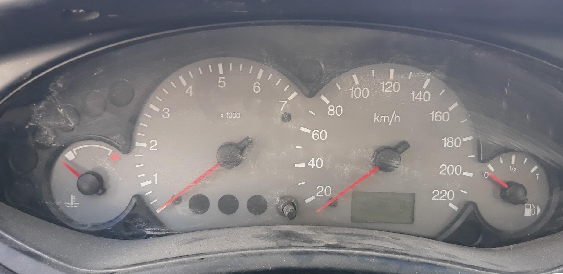 Ford Focus 1.4 — imagen 11