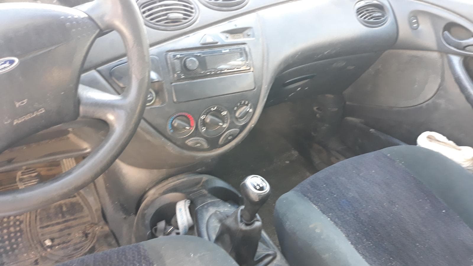 Ford Focus 1.4 — imagen 10