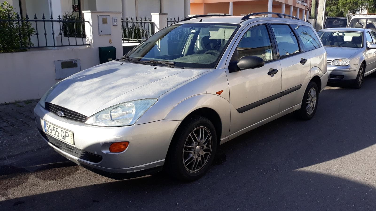 Ford Focus 1.4 — imagen 1