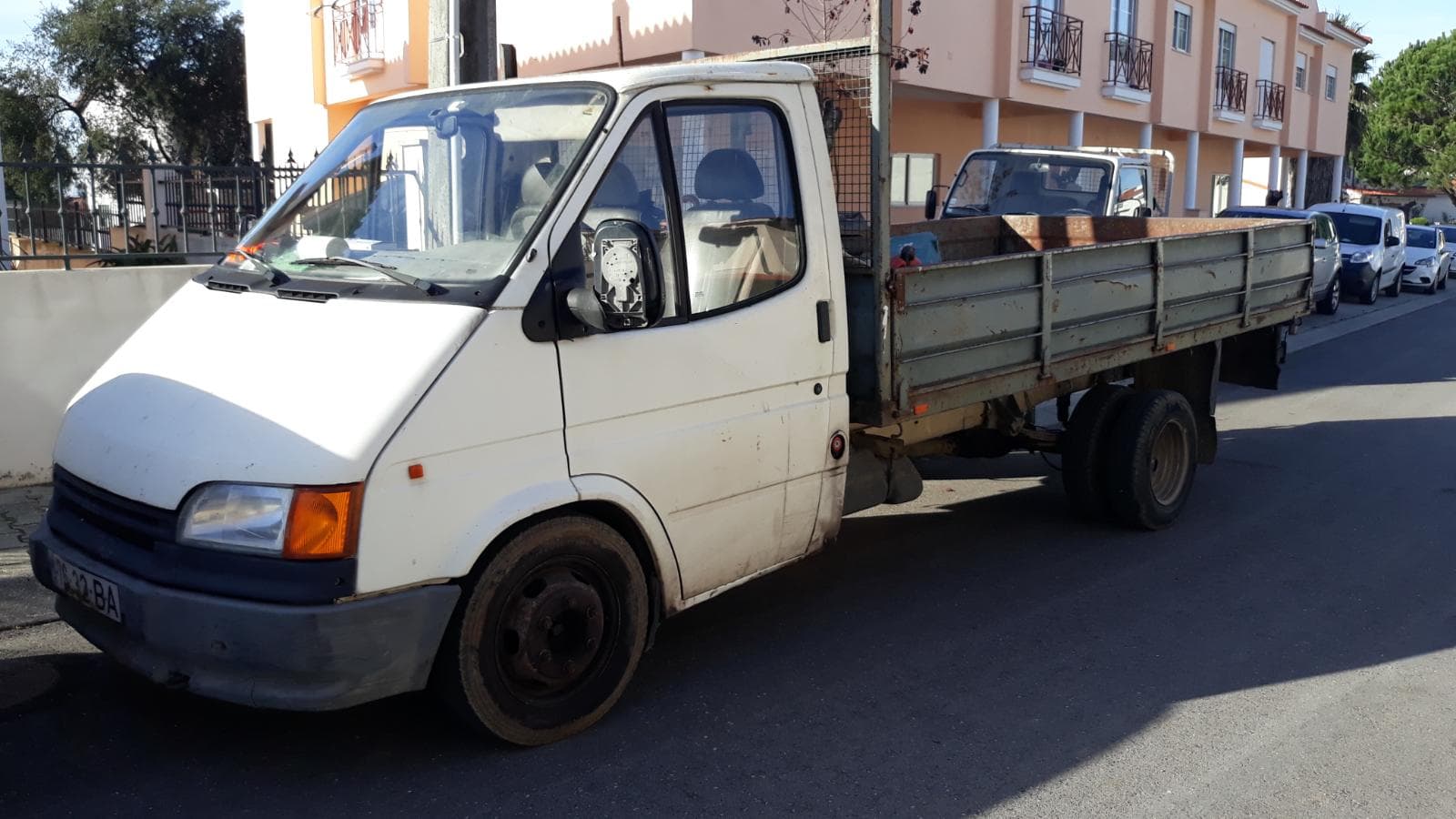 Ford Transit — imagen 1
