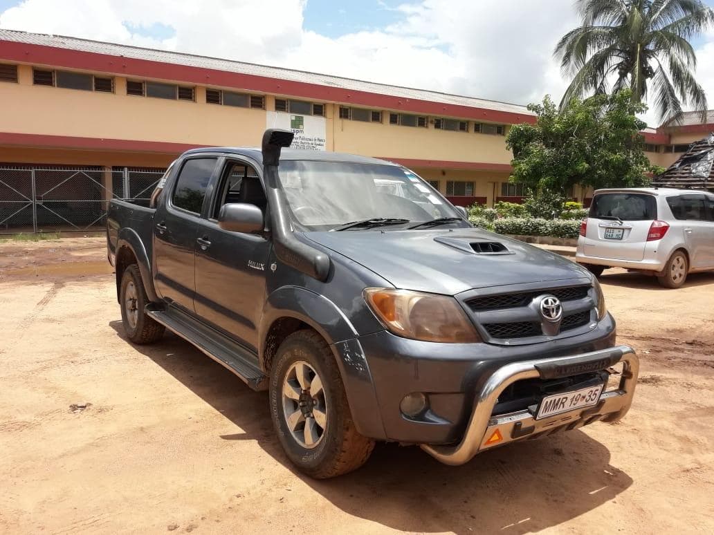 Toyota Hilux · — imagem 2