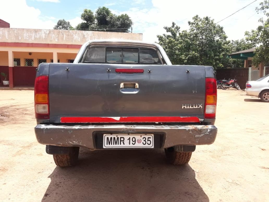 Toyota Hilux · — imagem 4
