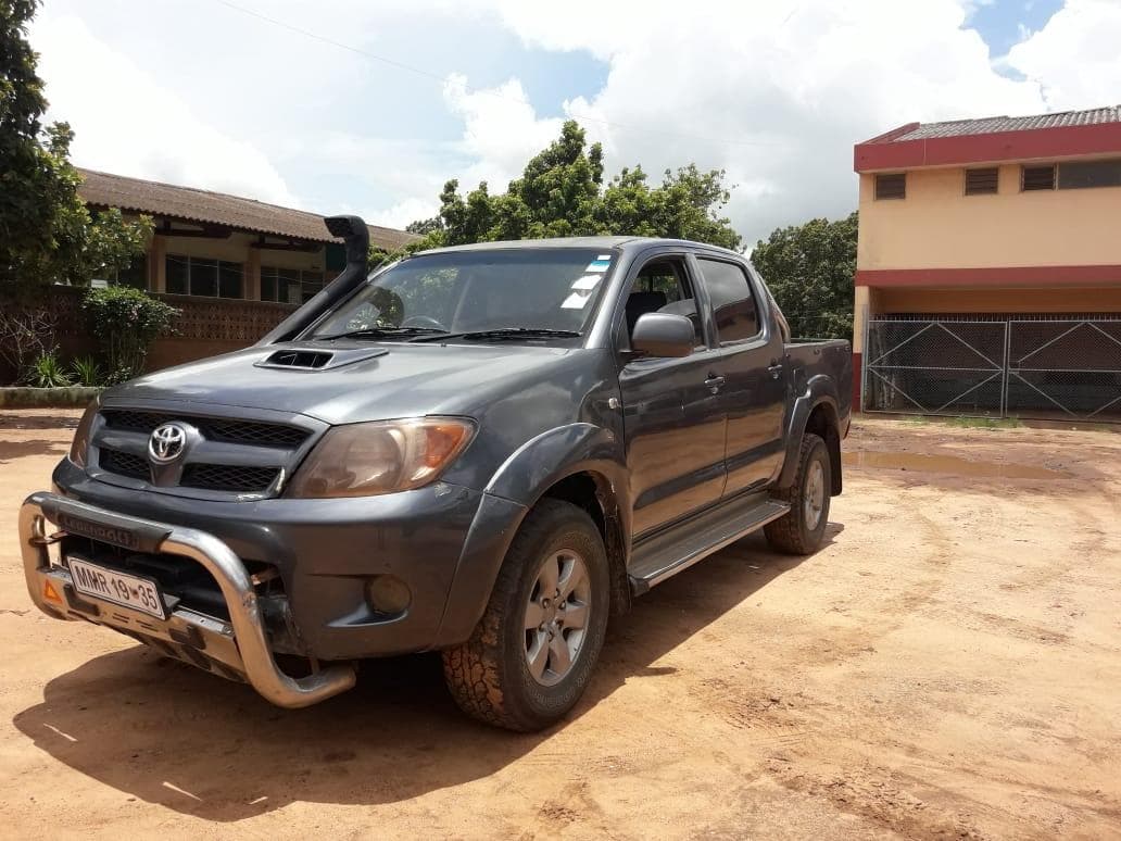 Toyota Hilux · — imagem 5