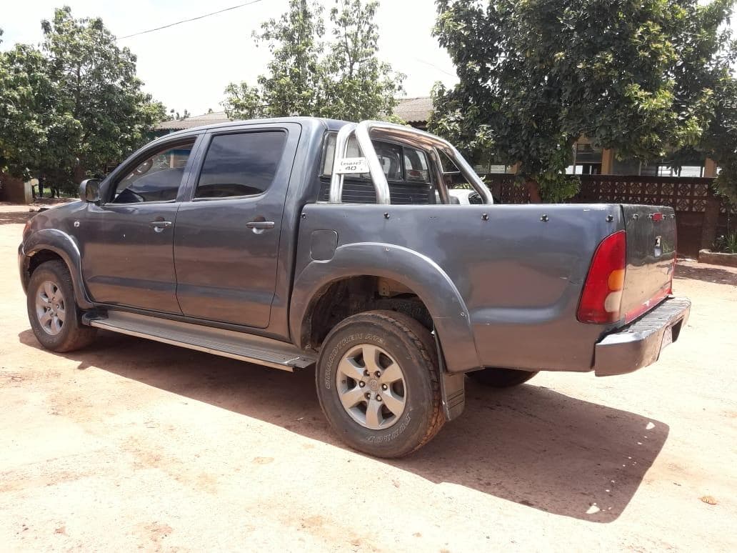 Toyota Hilux · — imagem 7