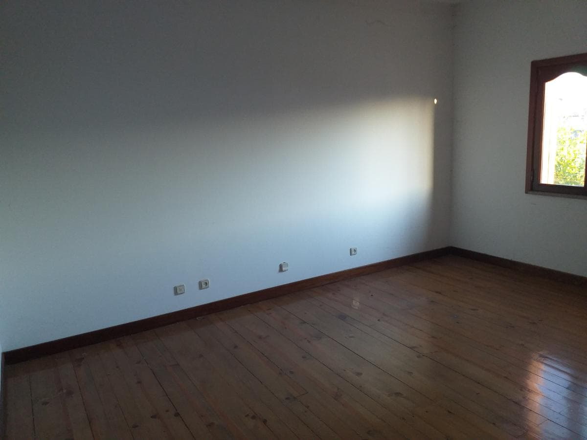 Moradia V3 com Piscina · Braga — imagem 4