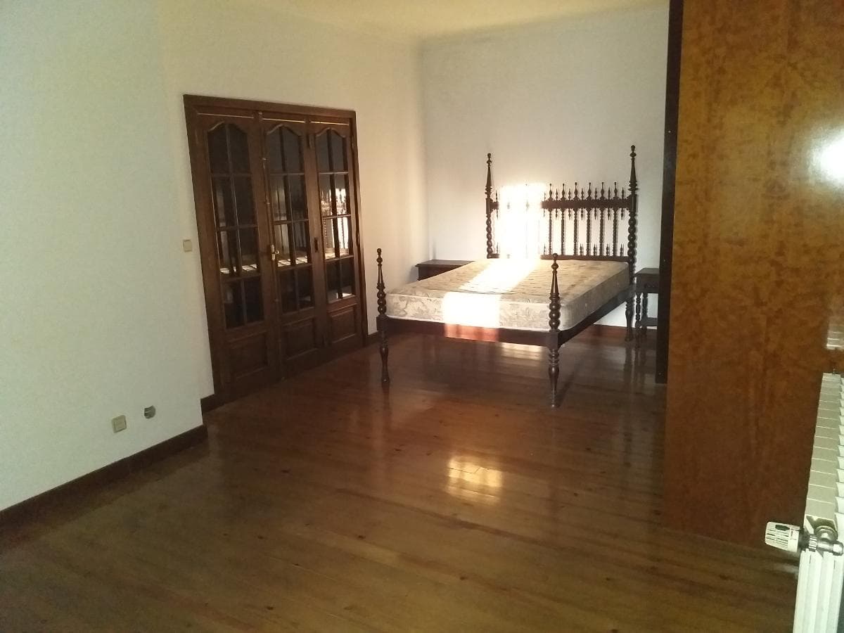 Moradia V3 com Piscina · Braga — imagem 13