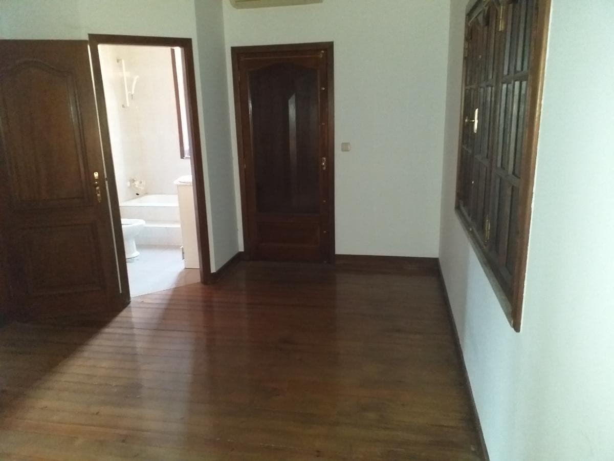 Moradia V3 com Piscina · Braga — imagem 14
