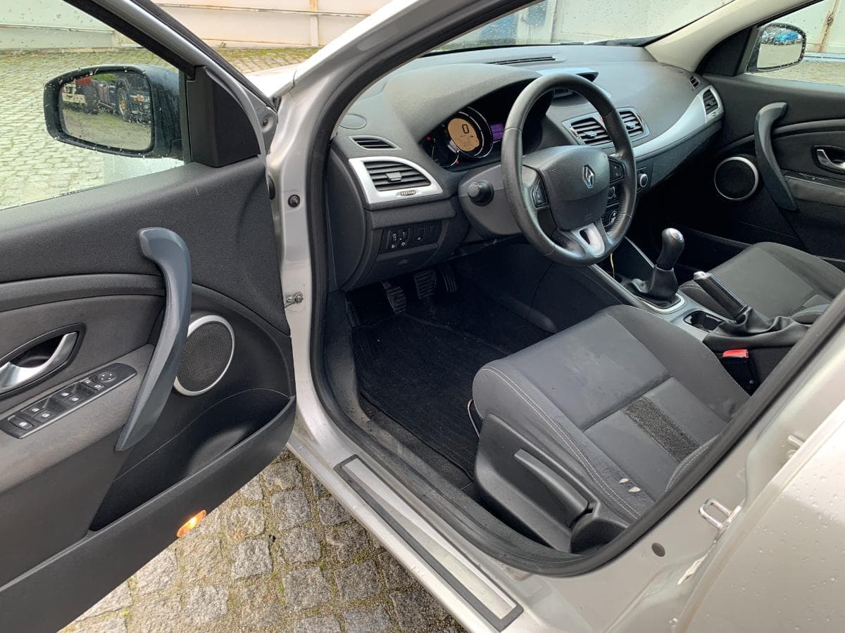 Renault Mégane · Ano 2010 — imagen 7