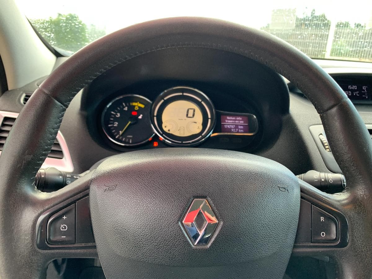 Renault Mégane · Ano 2010 — imagen 13