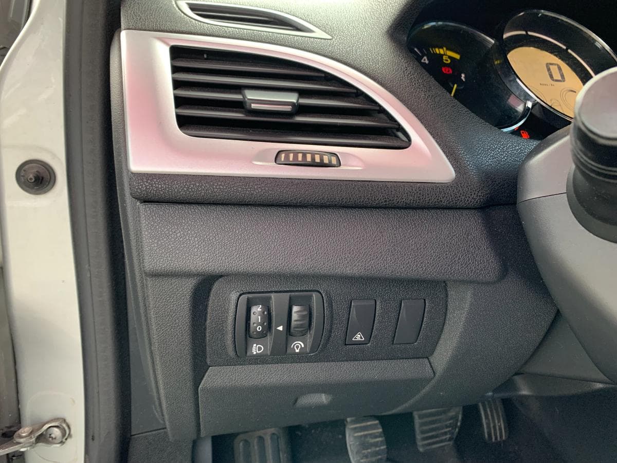 Renault Mégane · Ano 2010 — imagen 14