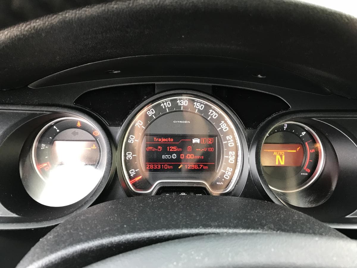 Citroën C5 1.6HDI · Ano 2011 — imagem 25