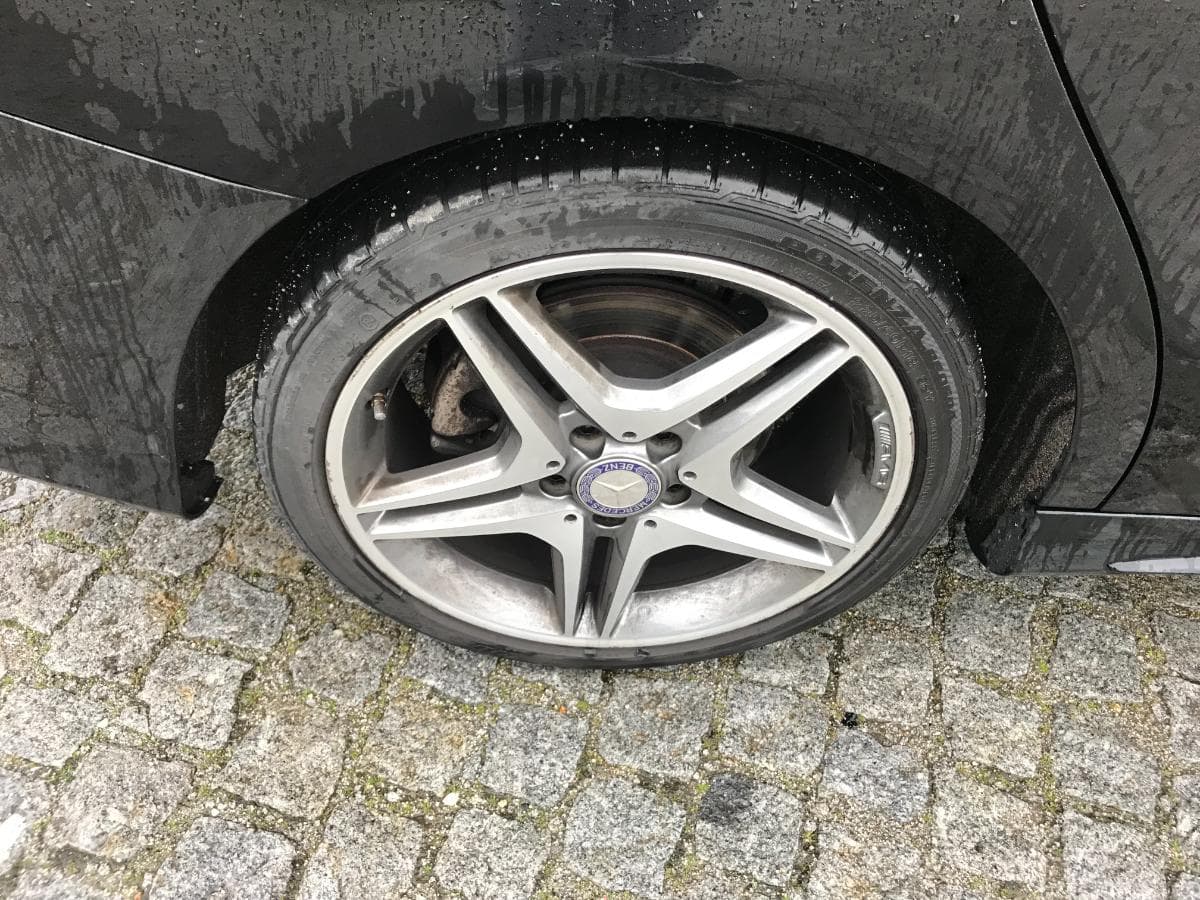 Mercedes-Benz CLA 200 CDI · Ano 2015 — image 26