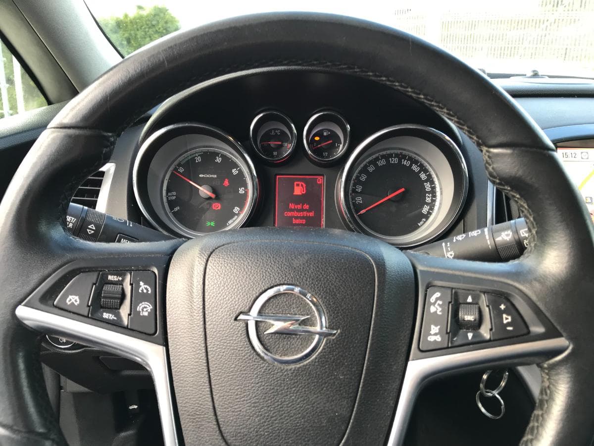 Opel Astra · Ano 2012 — imagen 15