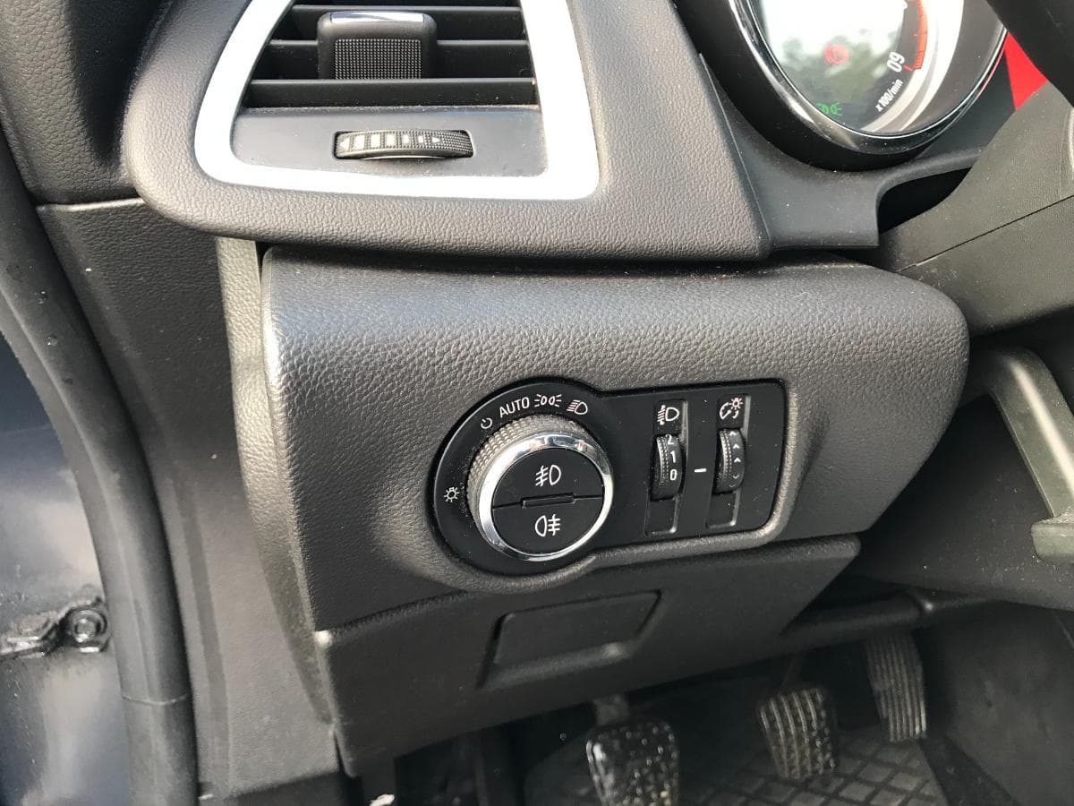 Opel Astra · Ano 2012 — imagen 19
