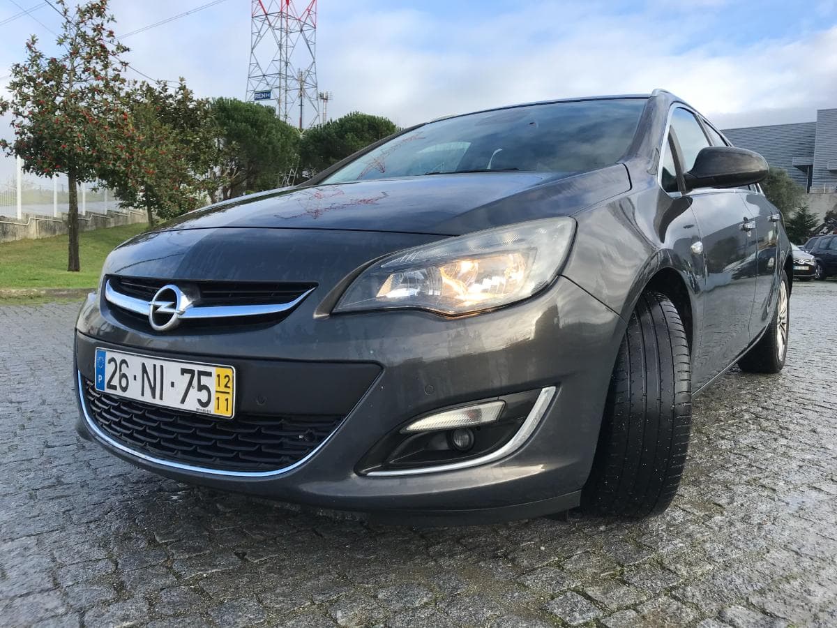 Opel Astra · Ano 2012 — imagen 8