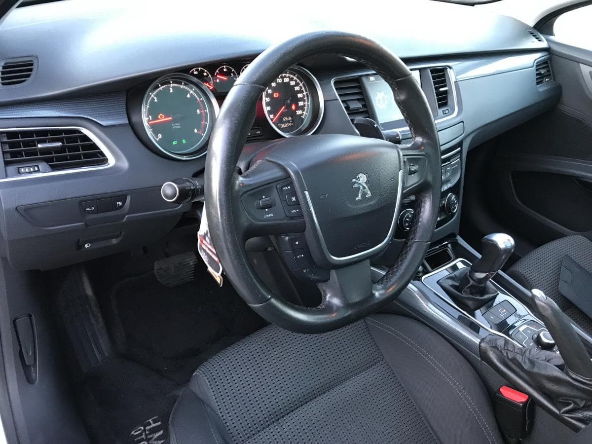 Peugeot 508 SW · Ano 2013 — imagen 11