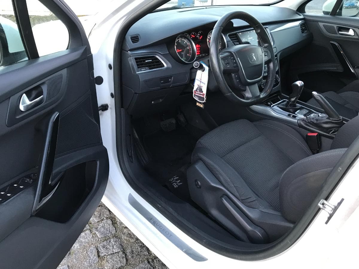 Peugeot 508 SW · Ano 2013 — imagen 10