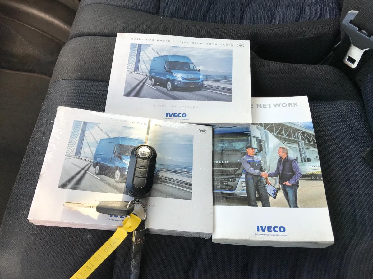 Iveco Daily · Ano 2017 — imagem 19