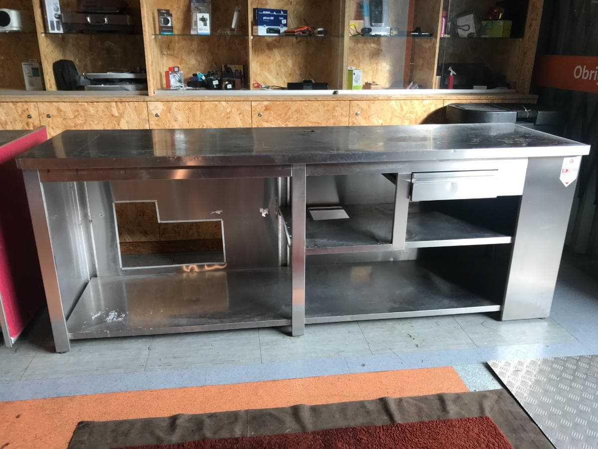 Mueble de acero inoxidable — imagen 2