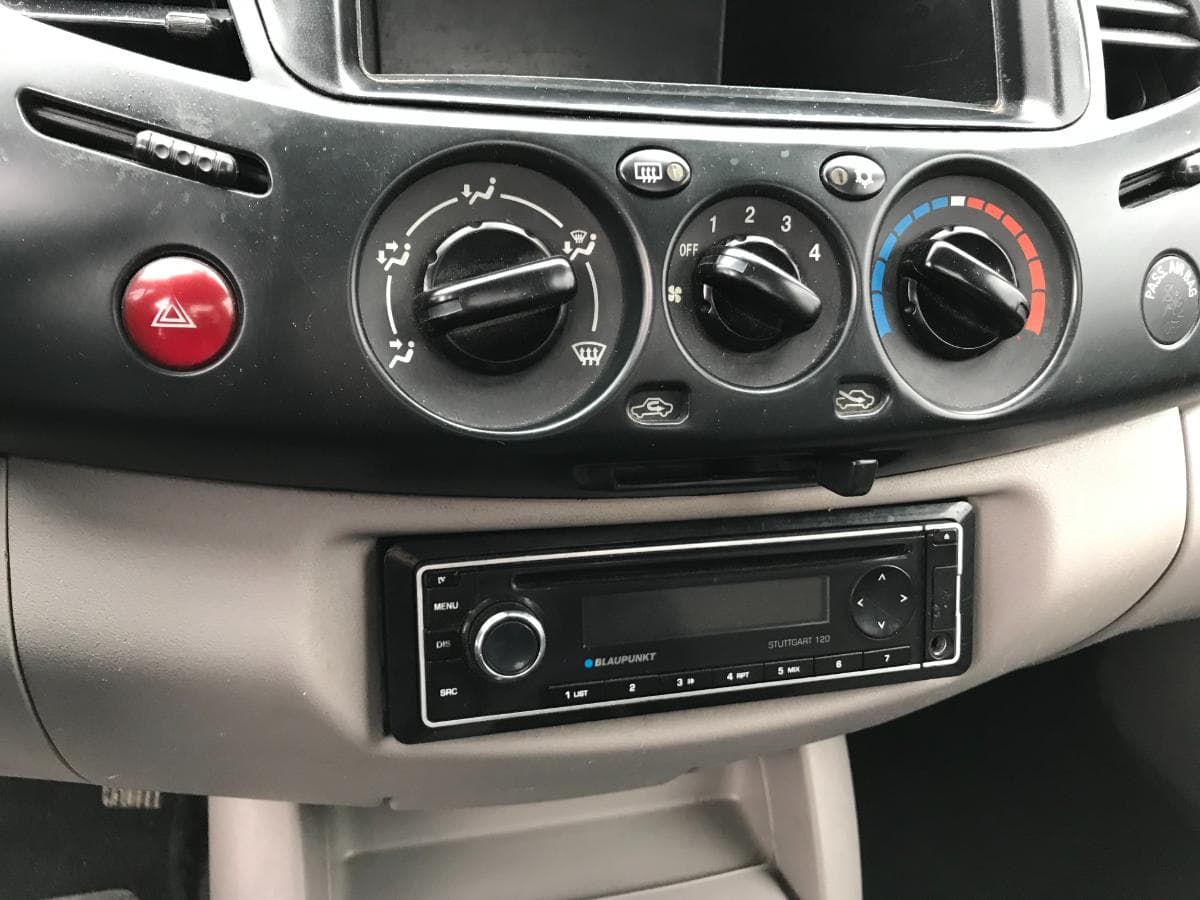 Mitsubishi L200 · Ano 2015 — imagen 10