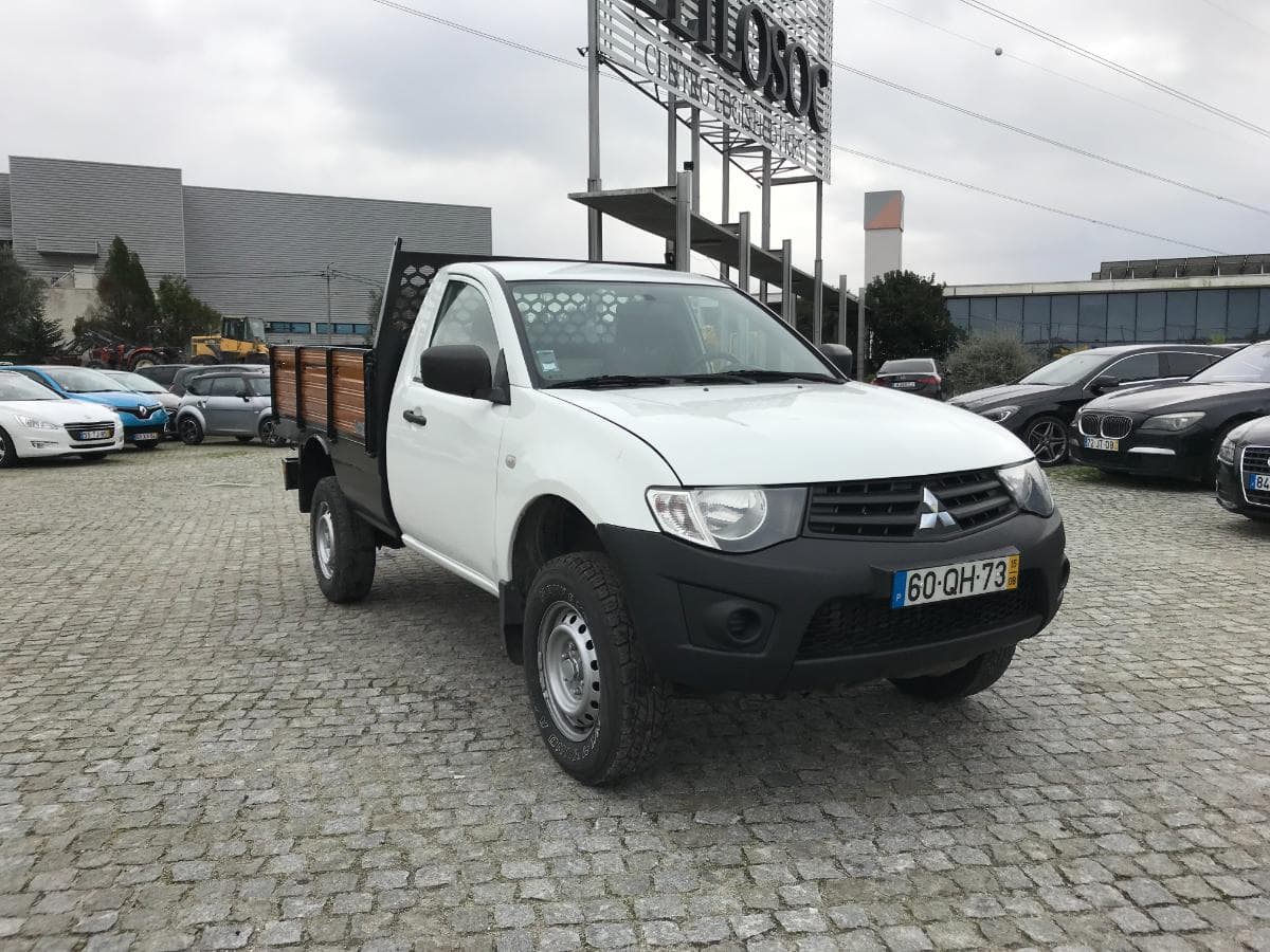 Mitsubishi L200 · Ano 2015 — imagen 1