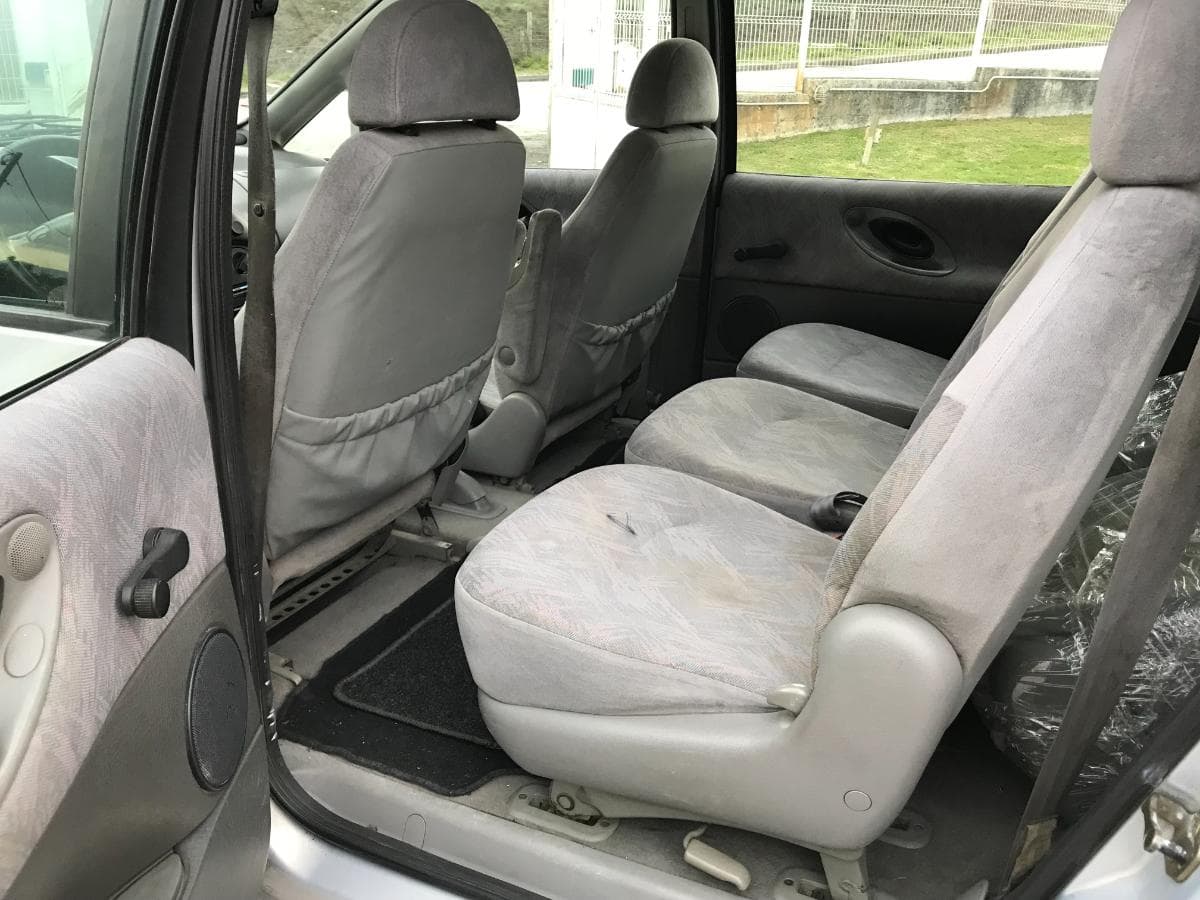 Ford Galaxy · Ano 1998 — image 7
