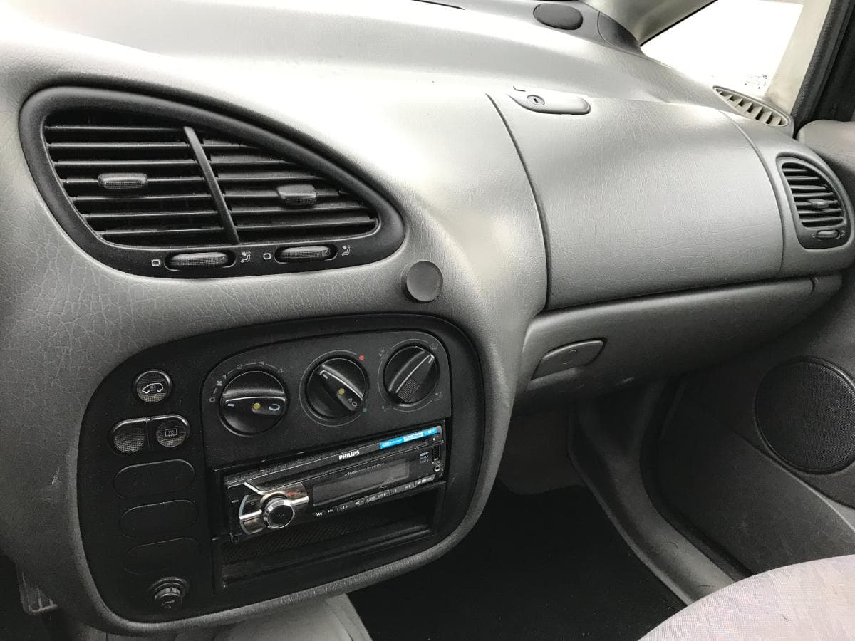 Ford Galaxy · Ano 1998 — image 10