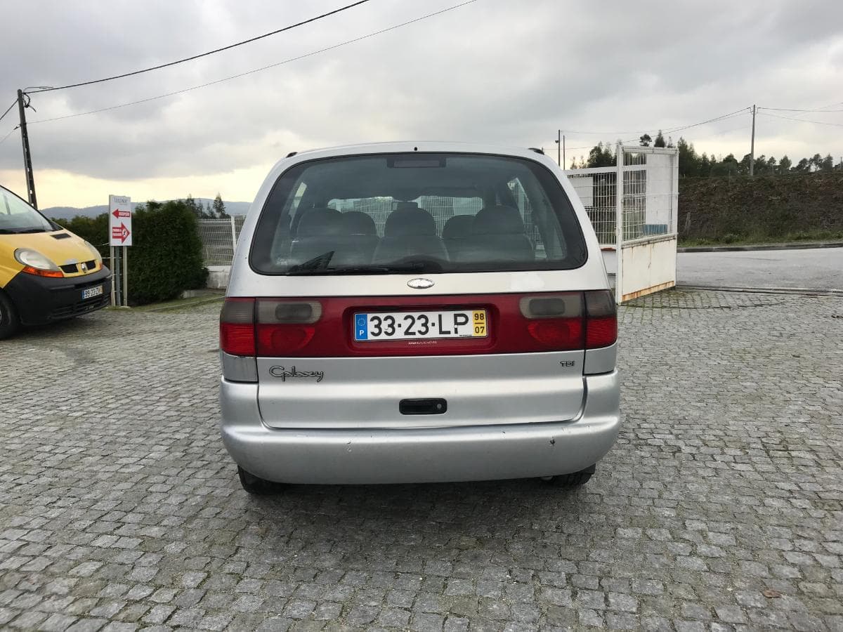 Ford Galaxy · Ano 1998 — image 5