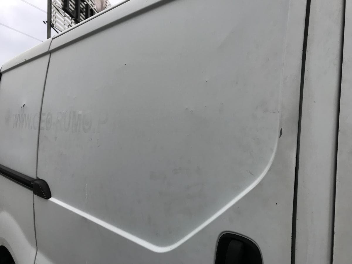 Renault Trafic 115 DCI · Ano 2008 — imagem 12
