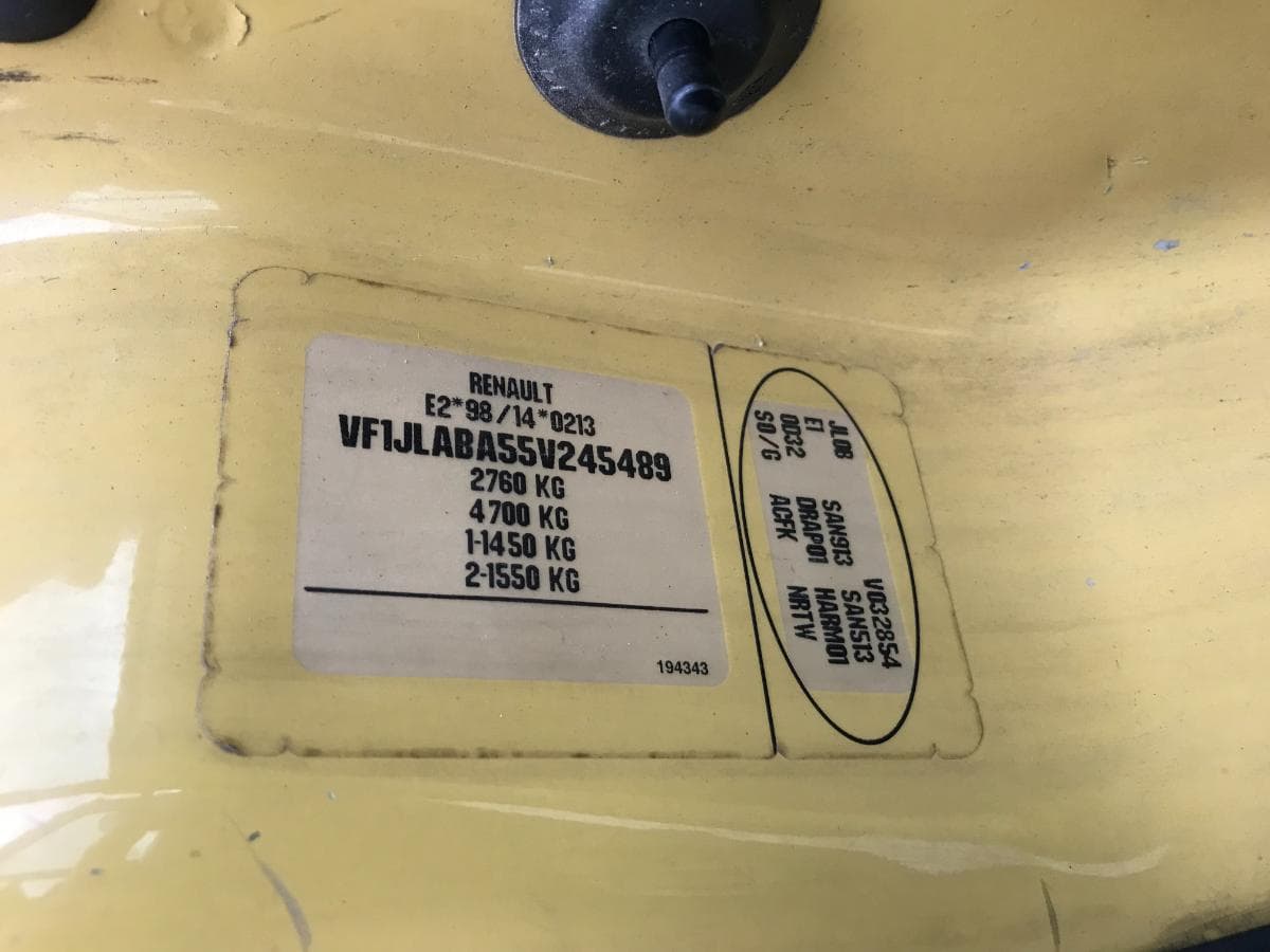 Renault Trafic 1.9DCI · Ano 2005 — imagen 24