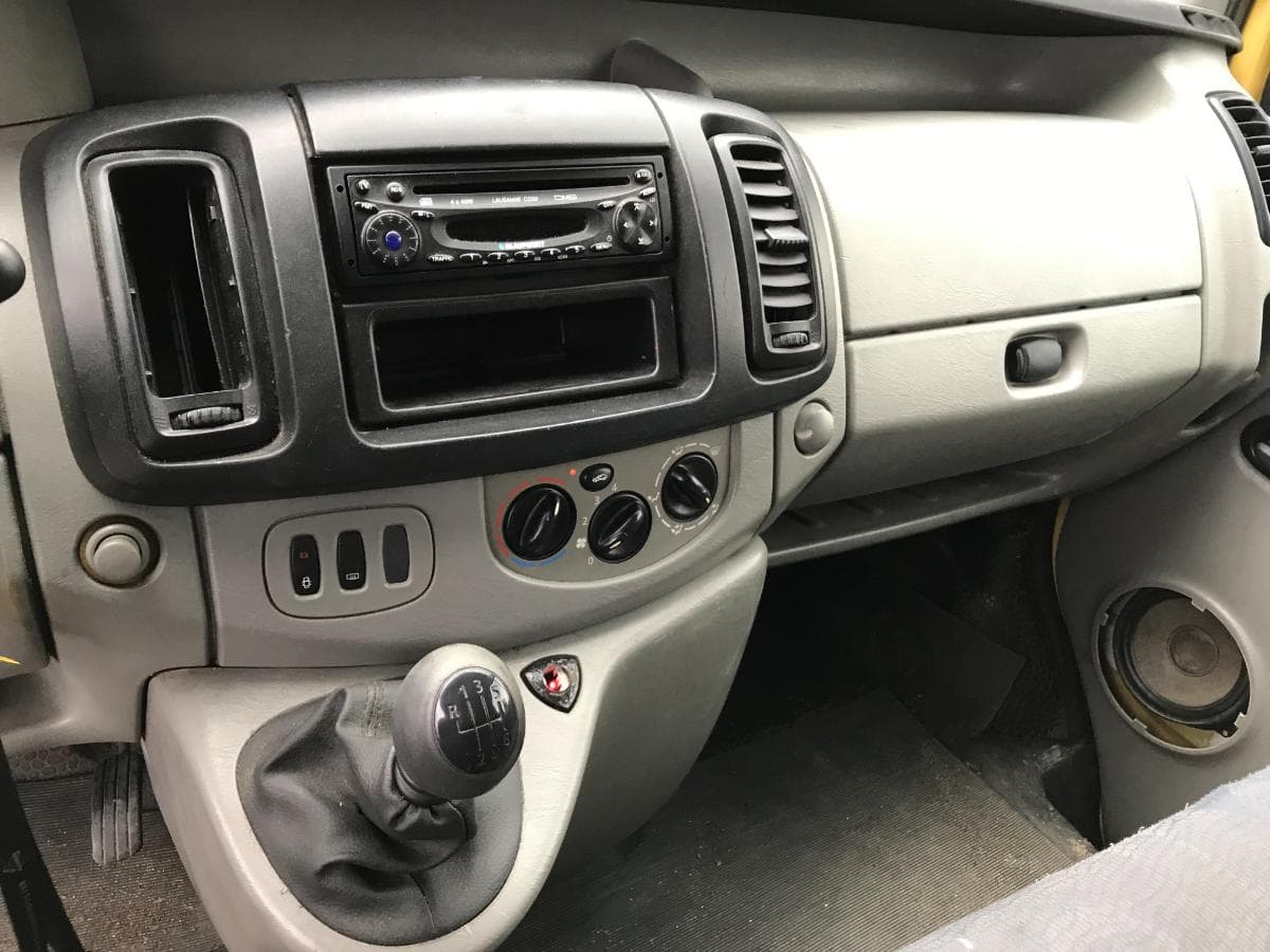 Renault Trafic 1.9DCI · Ano 2005 — imagen 18