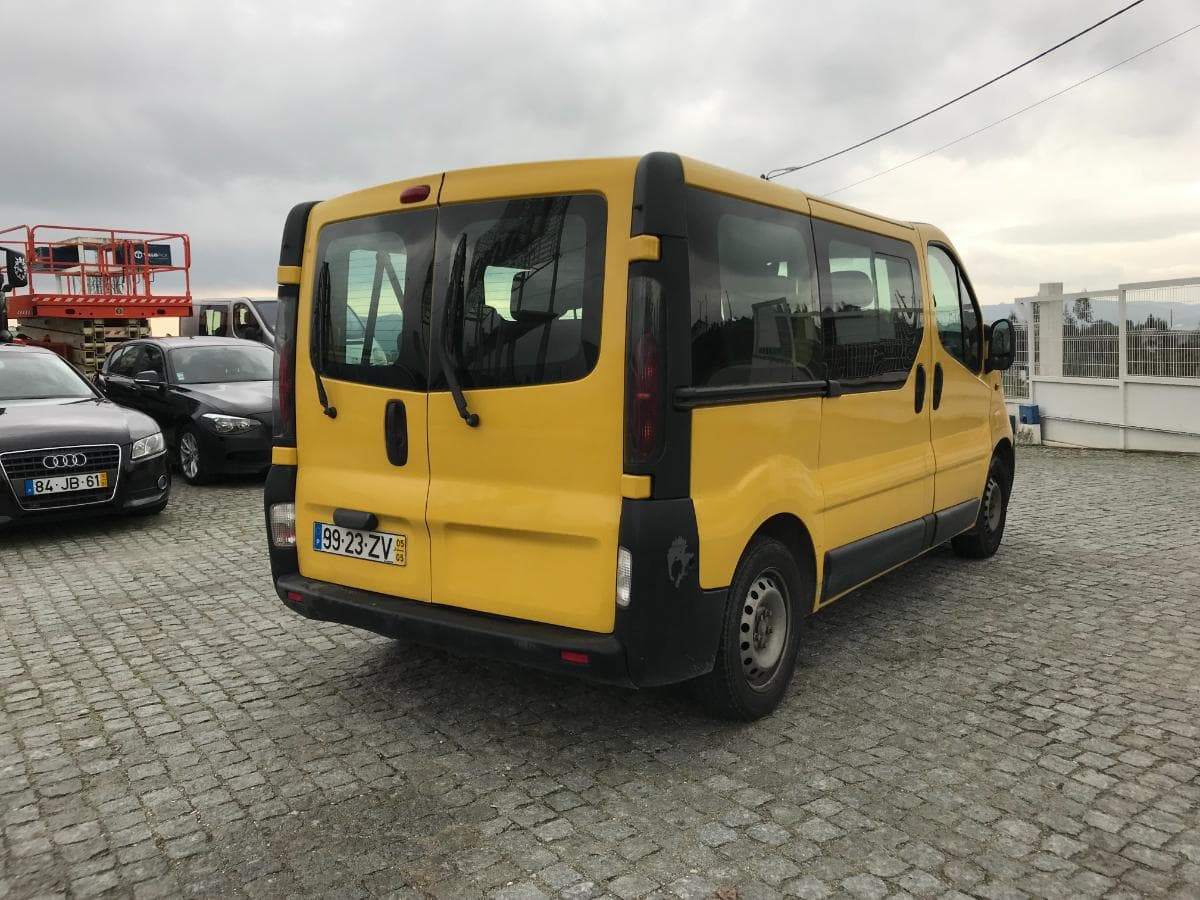 Renault Trafic 1.9DCI · Ano 2005 — imagen 6