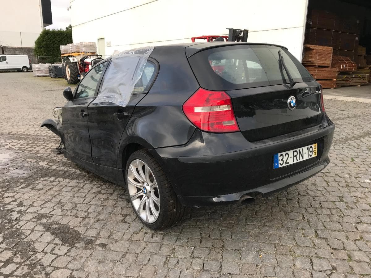 BMW 118D · Ano 2008 — imagen 15