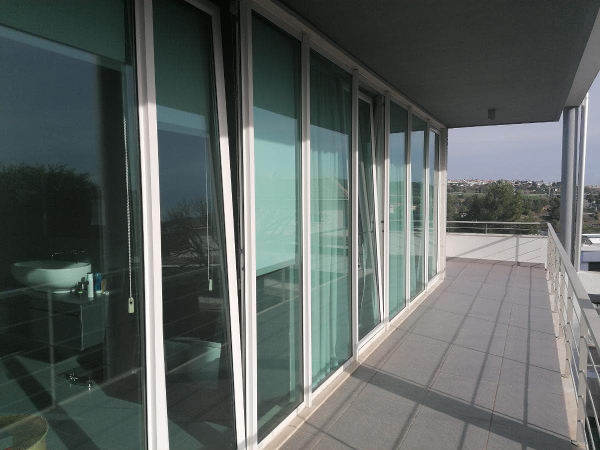 Moradia V3 com Piscina inserida na Quinta da Moura · Oeiras — imagen 38