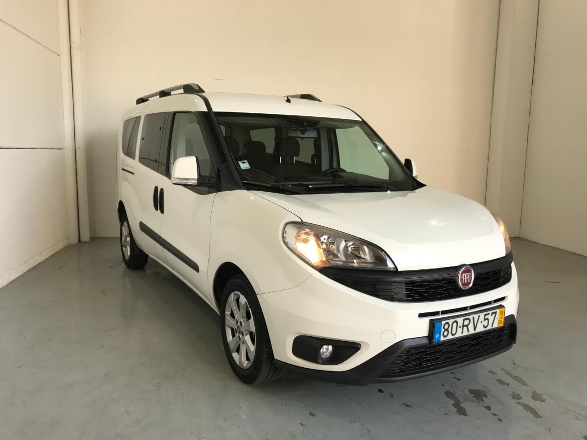 Fiat Doblo Maxi Multijet · Ano 2016 — imagen 1