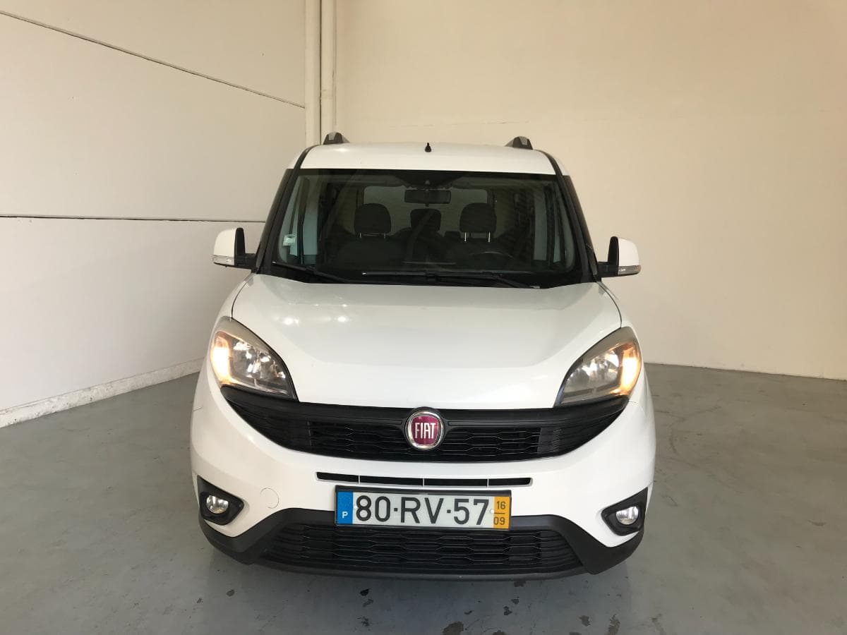 Fiat Doblo Maxi Multijet · Ano 2016 — imagen 3