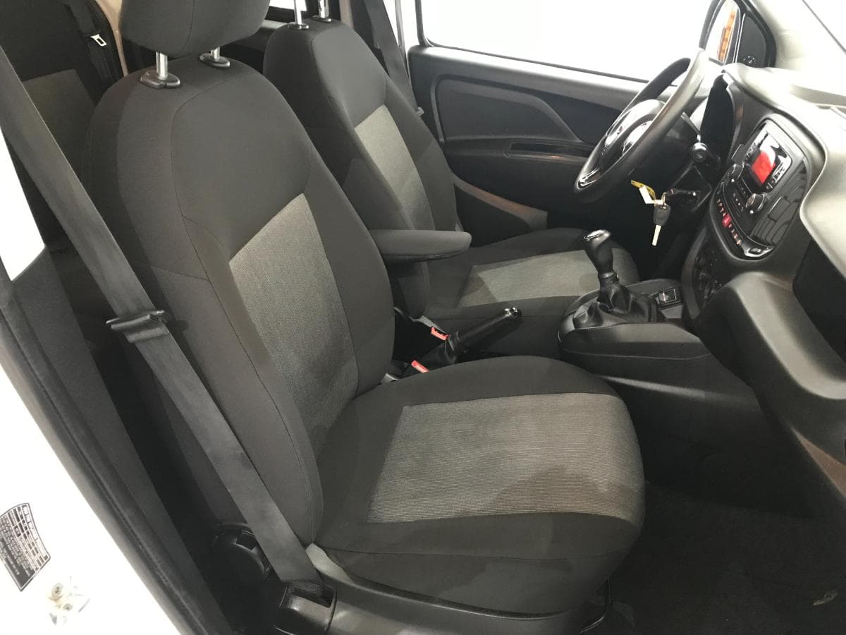 Fiat Doblo Maxi Multijet · Ano 2016 — imagen 30