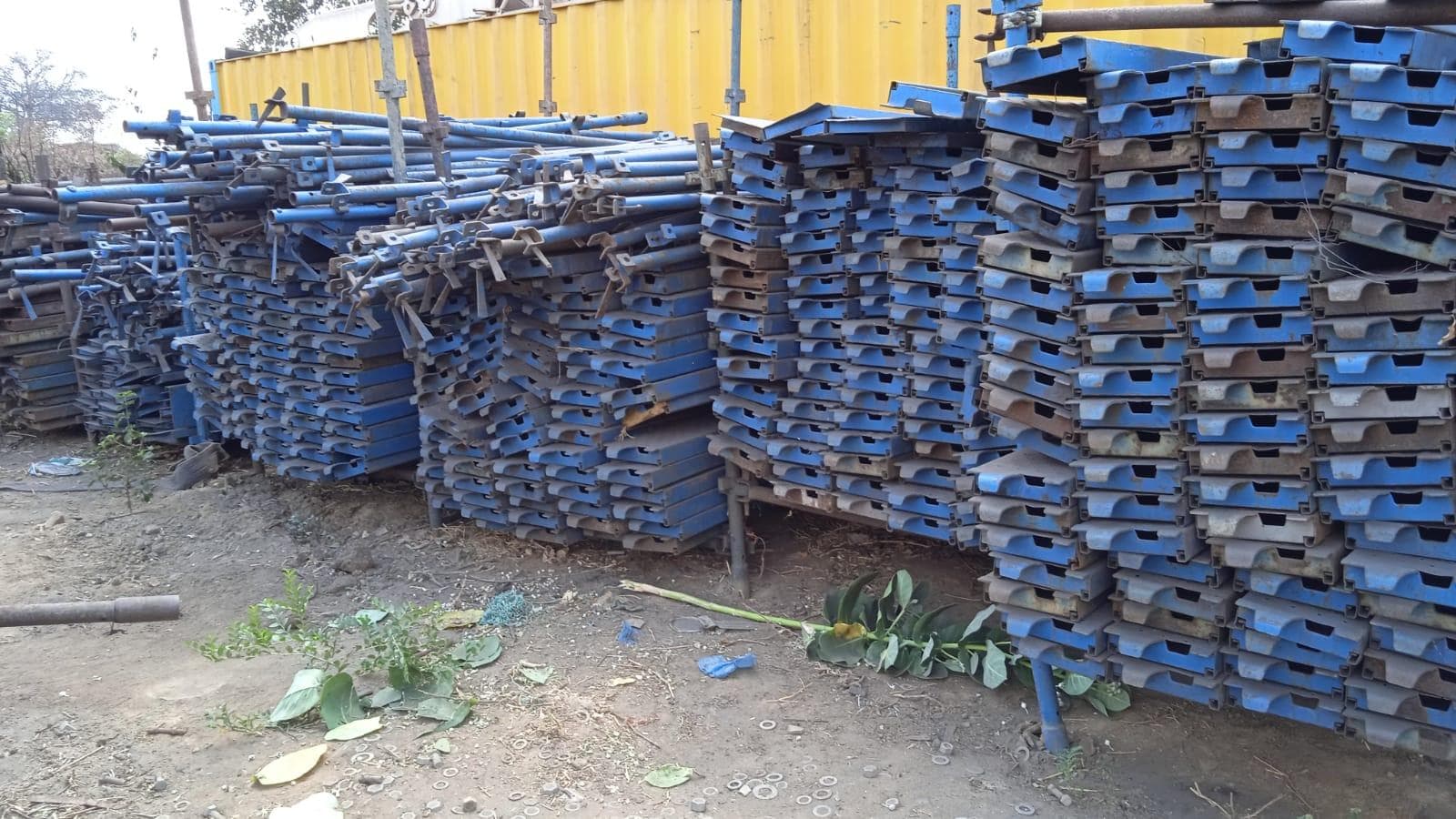 Andaimes | Scaffolding · — imagen 1