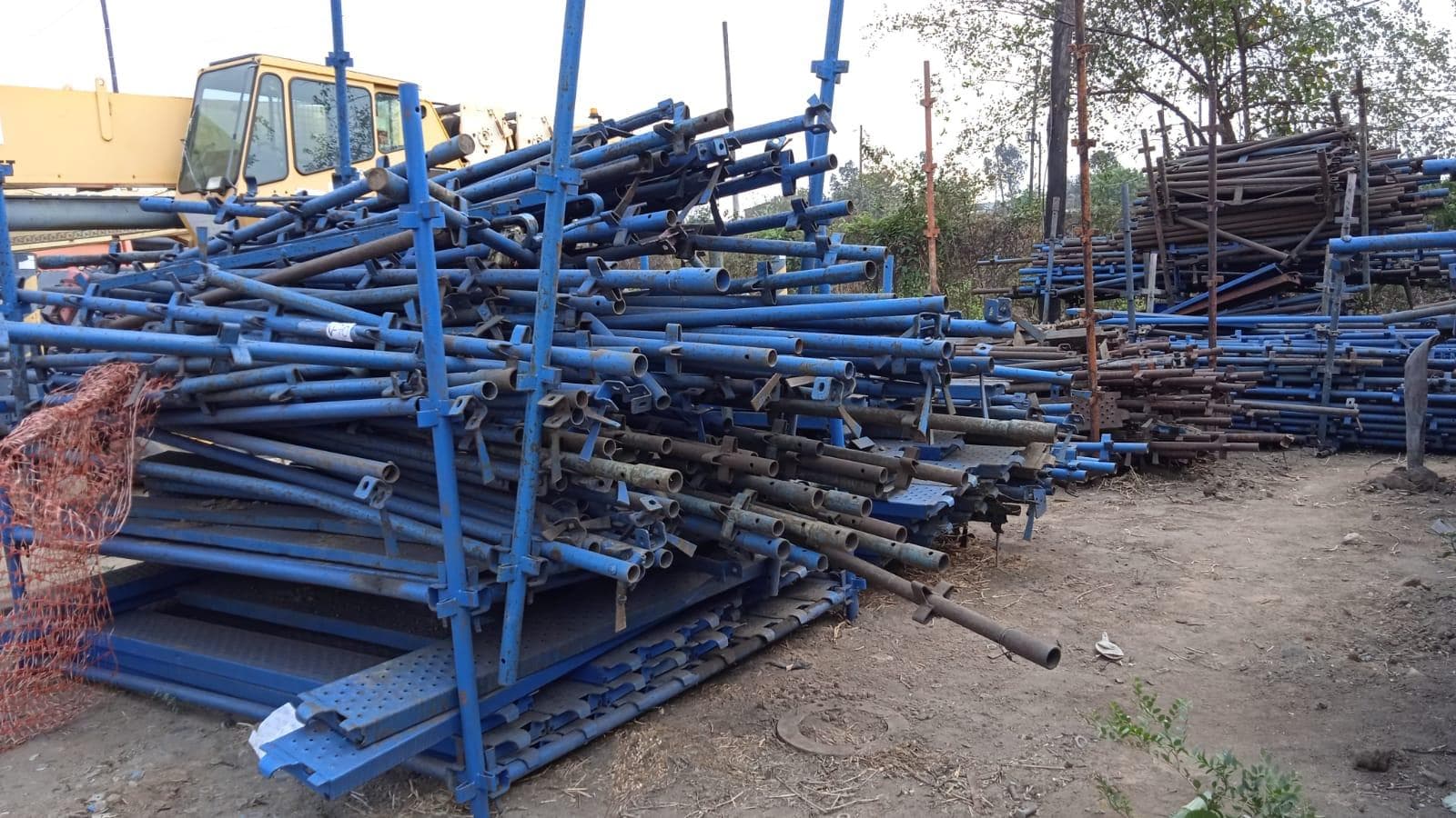 Andaimes | Scaffolding · — imagen 3
