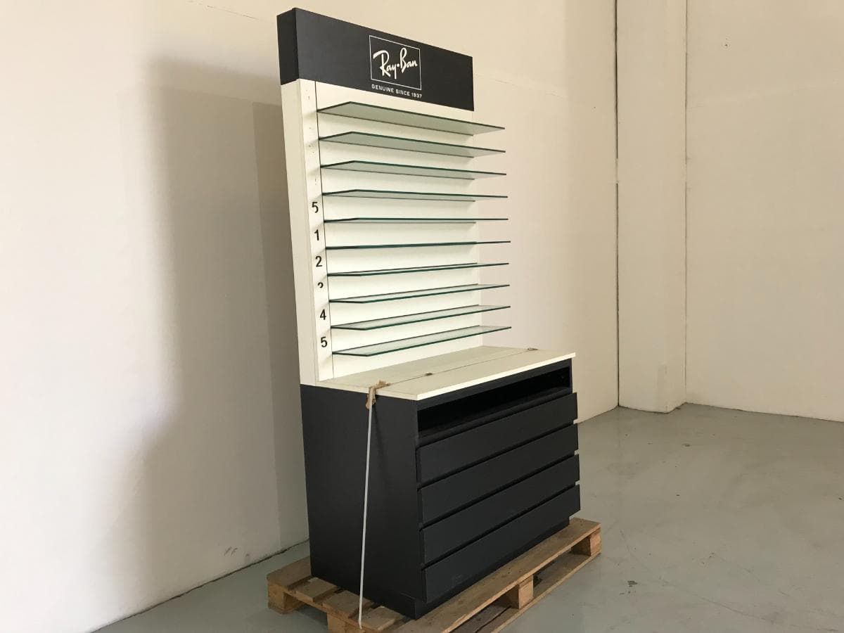 Display Furniture — image 4