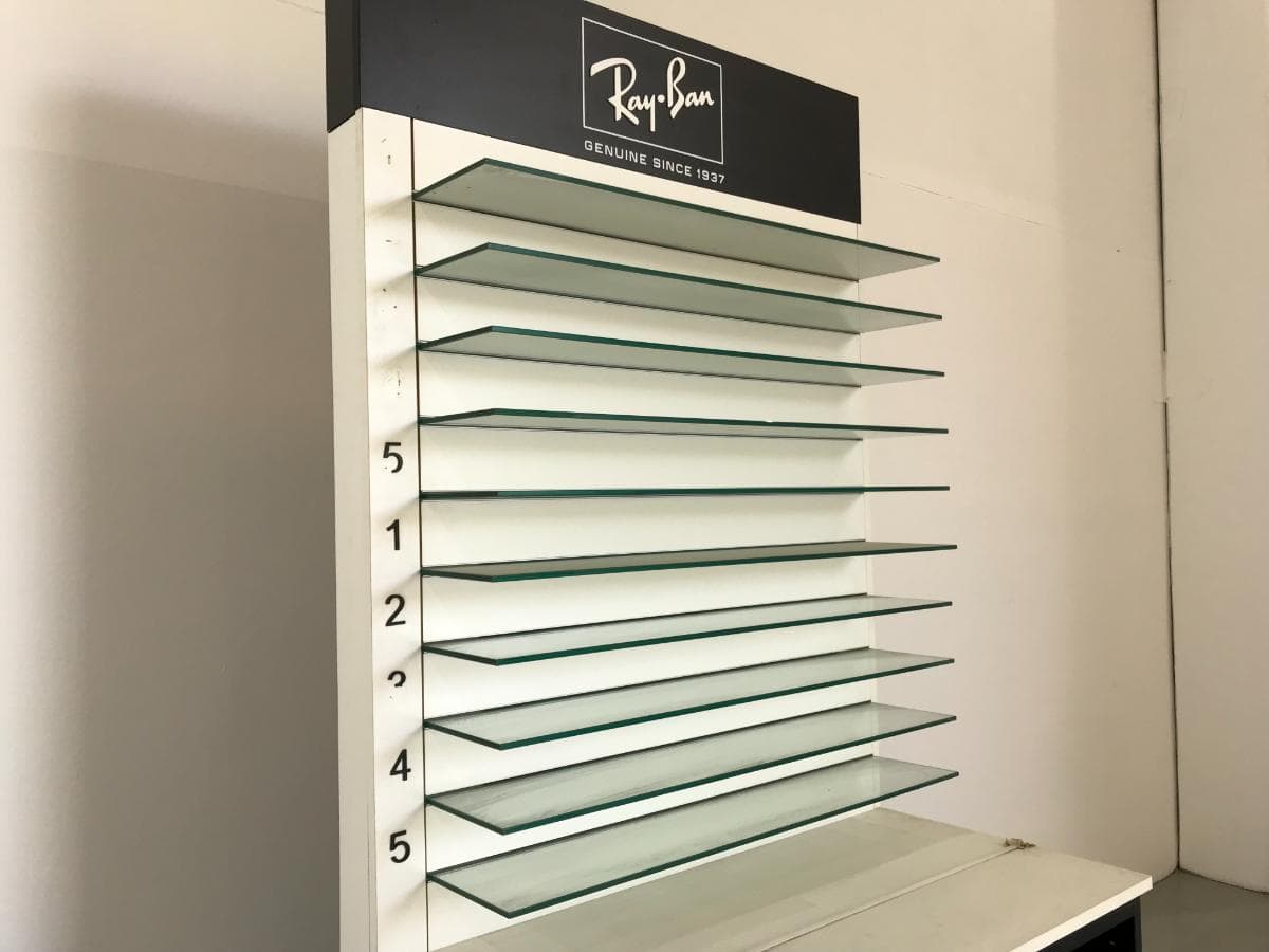 Display Furniture — image 5