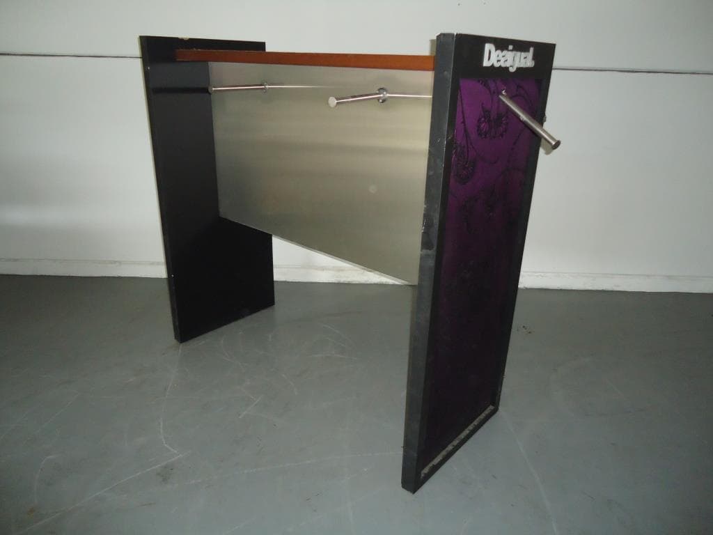 Móvel Expositor — imagen 2
