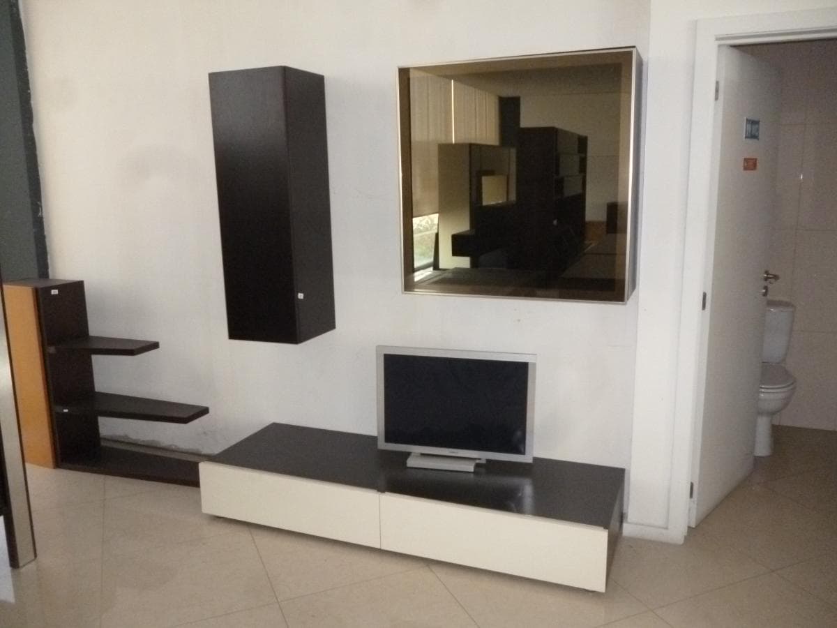 Móvel de sala — imagem 1