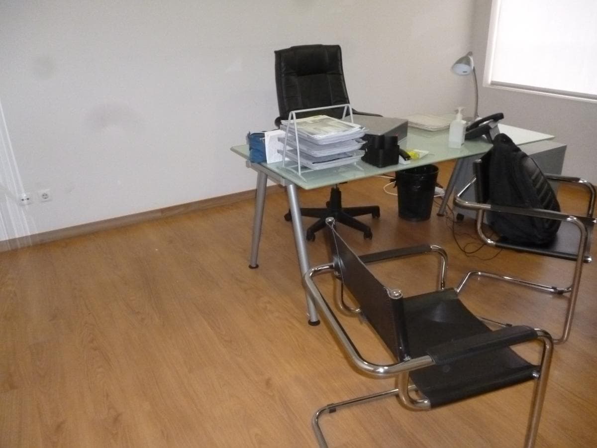 Equipamiento de Oficina — imagen 1