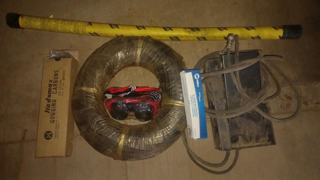 Diversos + Diversos + Diversos + Gerador + Wedinb box + Diversos + Wedding Machine + Diversos + Rolls Jig + Diversos + Contentor de 40P · — imagem 2