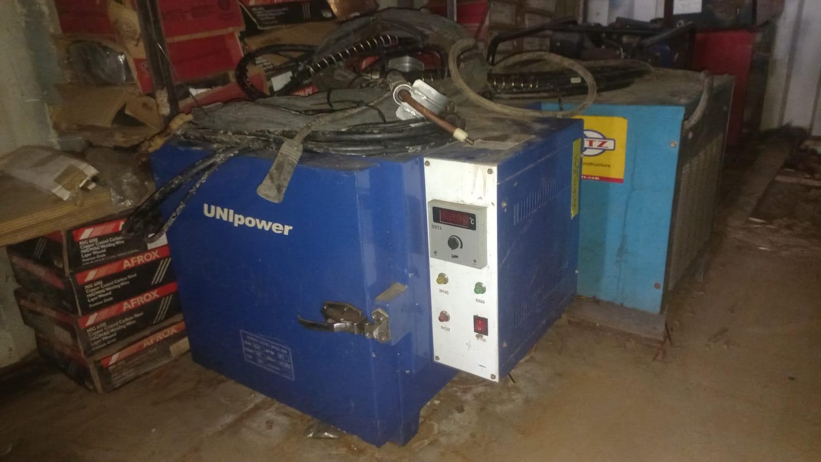 Diversos + Diversos + Diversos + Gerador + Wedinb box + Diversos + Wedding Machine + Diversos + Rolls Jig + Diversos + Contentor de 40P · — imagem 5