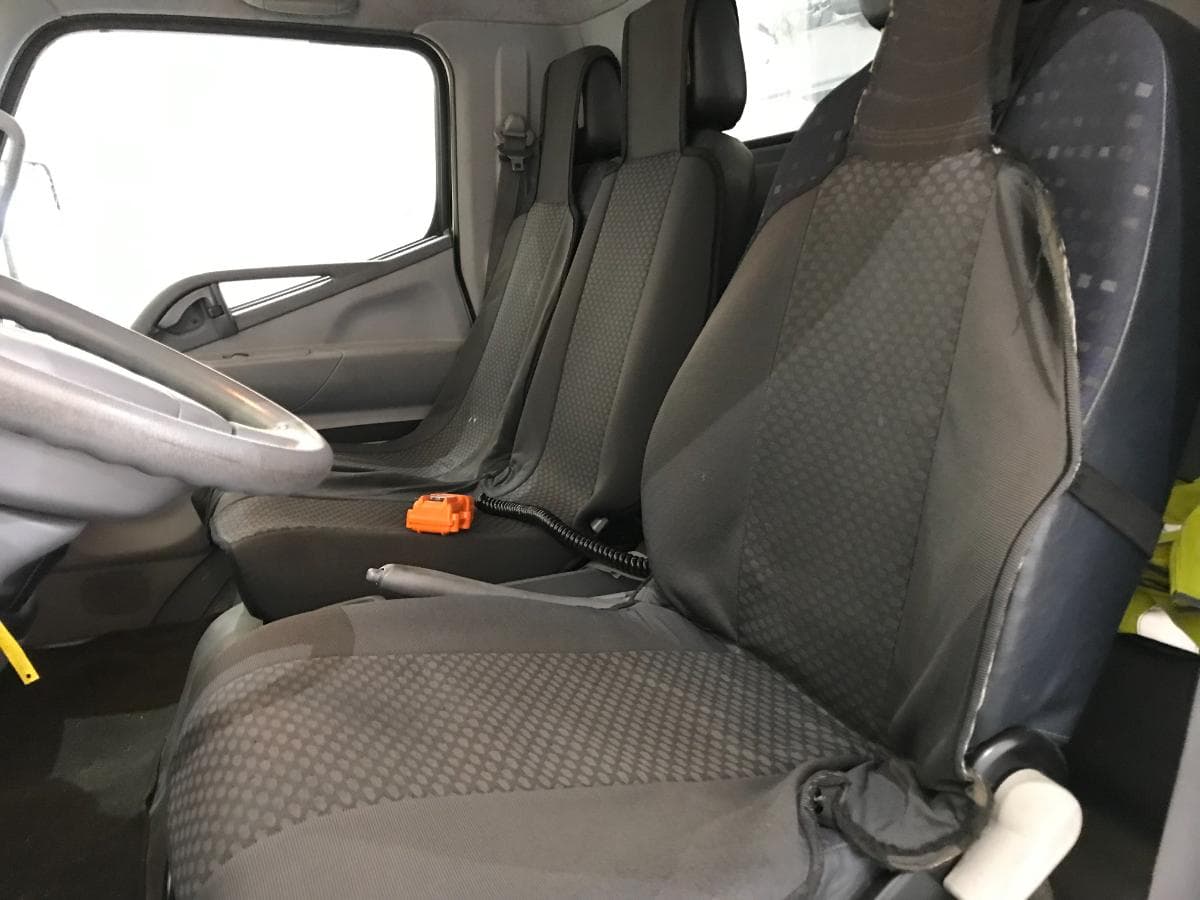 Mitsubishi Canter · Tribasculante · Ano 2011 — imagen 26