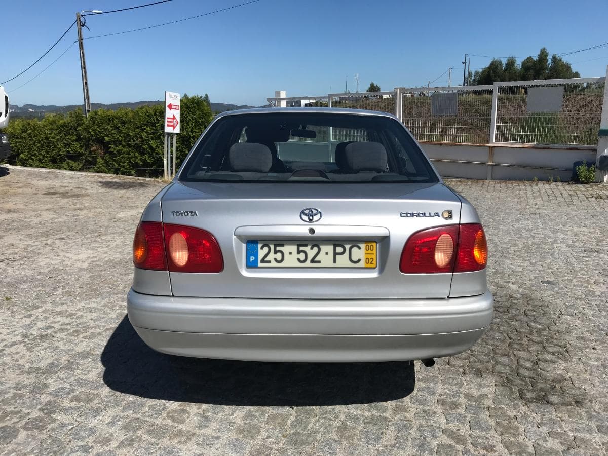 Toyota Corolla 1.4 16v · Ano 2000 — imagen 7